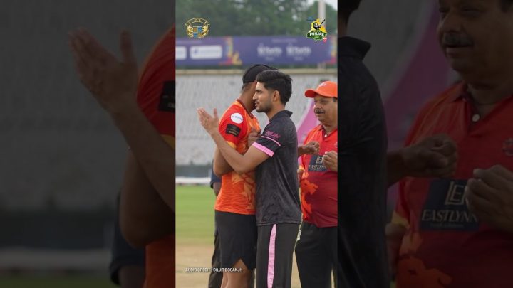 ✨Shubman Gill marks his arrival on the field with confidence and class. 💙
